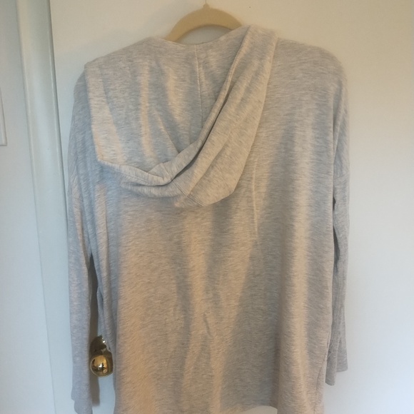 Athleta Purana wrap sweatshirt hoodie light grey - Picture 4 of 4